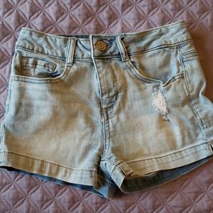 Frayed shorts*